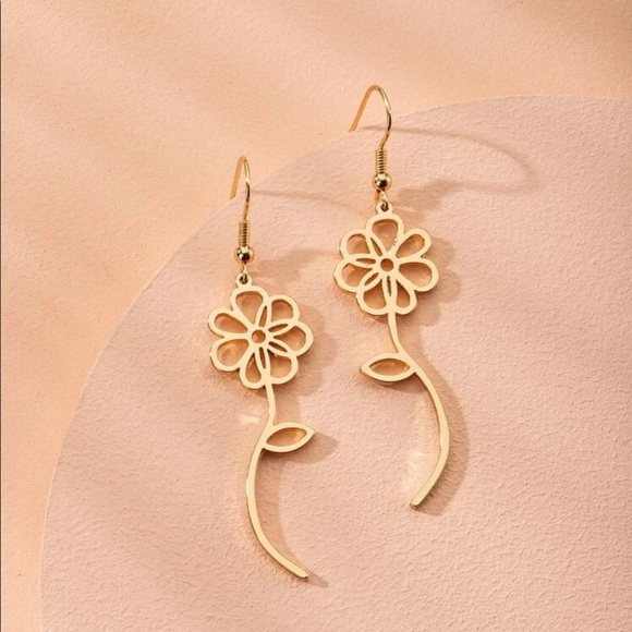 Jewelry - Flower Drop Earrings